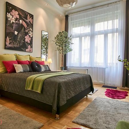 M52 Apartment - Hostaid Βουδαπέστη Εξωτερικό φωτογραφία
